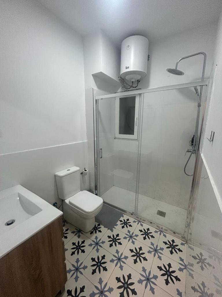 Apartamentos Pino Бенидорм Экстерьер фото