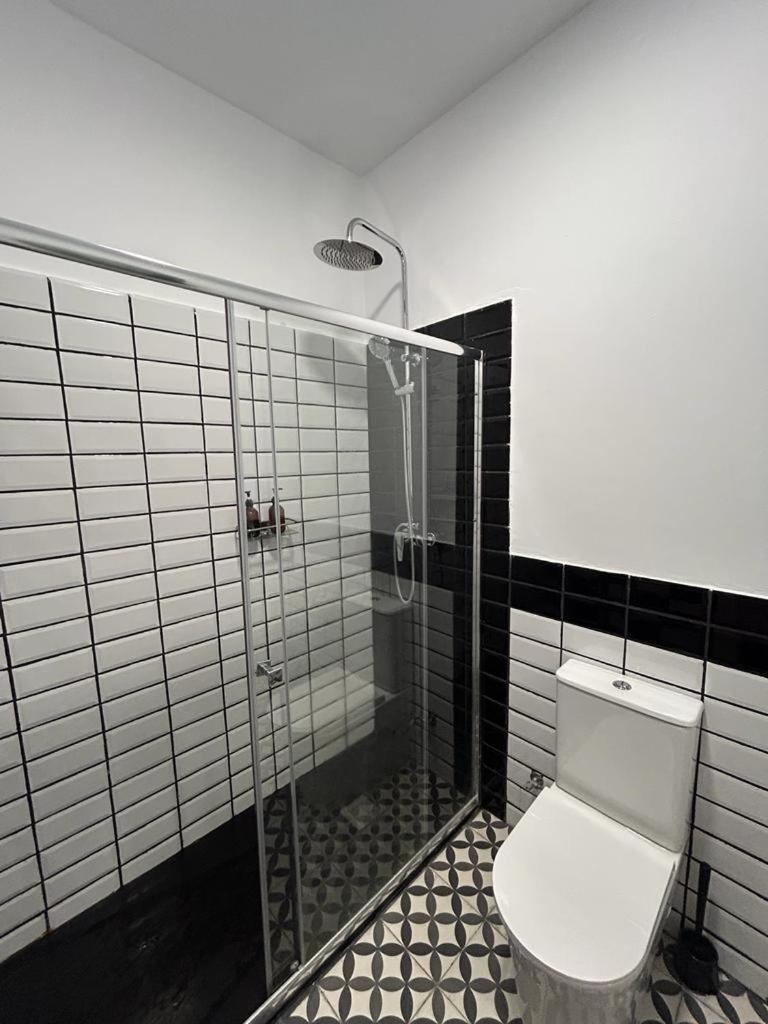 Apartamentos Pino Бенидорм Номер фото