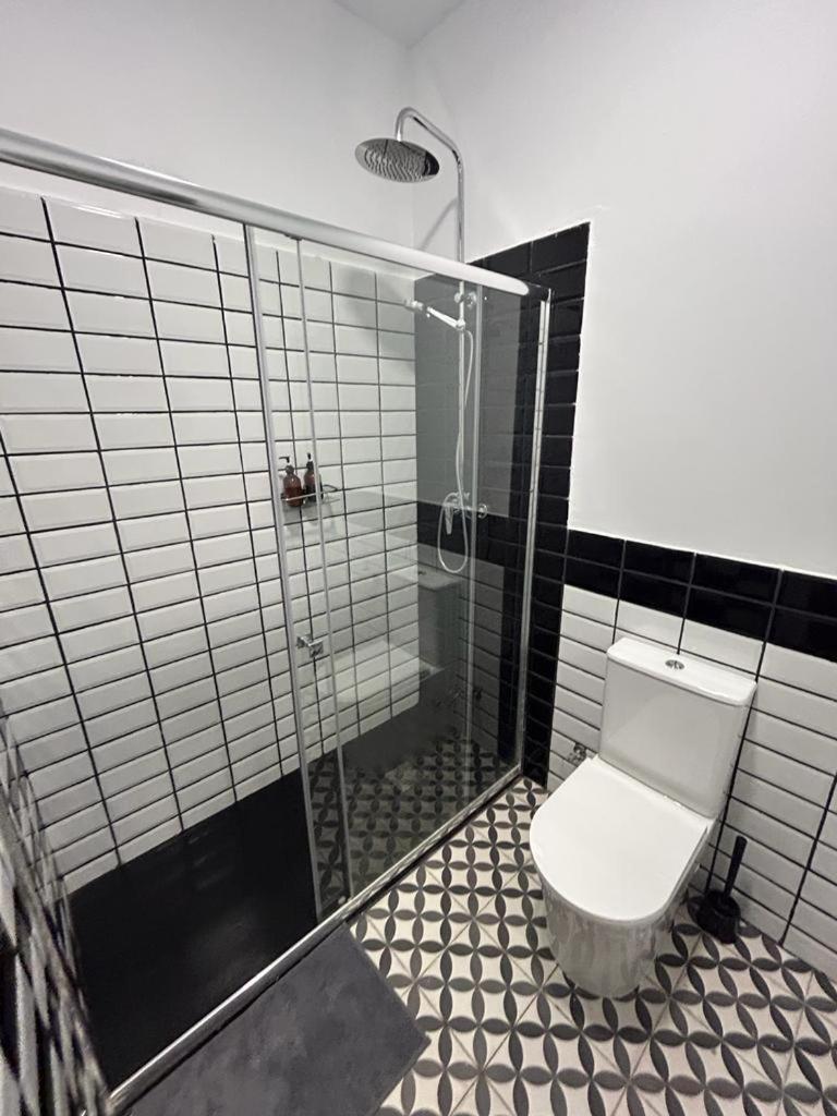 Apartamentos Pino Бенидорм Номер фото