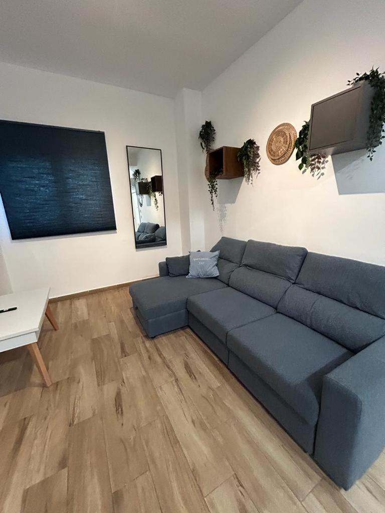Apartamentos Pino Бенидорм Номер фото